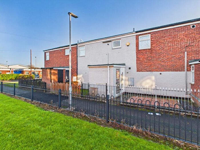 2 Bedroom Terraced House For Sale In Goodrich Close, Hull, HU2