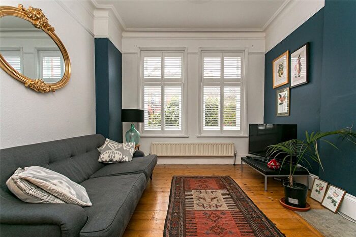 1 Bedroom Maisonette To Rent In Keymer Road, Streatham Hill, Lambeth, London, SW2