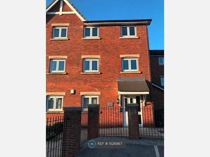 2 Bedroom Flat To Rent In Prospect Court, Morley, Leeds, LS27