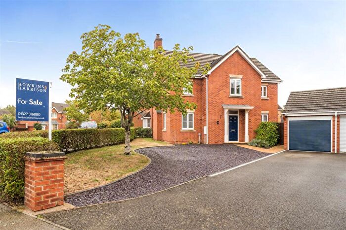 4 Bedroom House For Sale In Wilson Close, Daventry, NN11