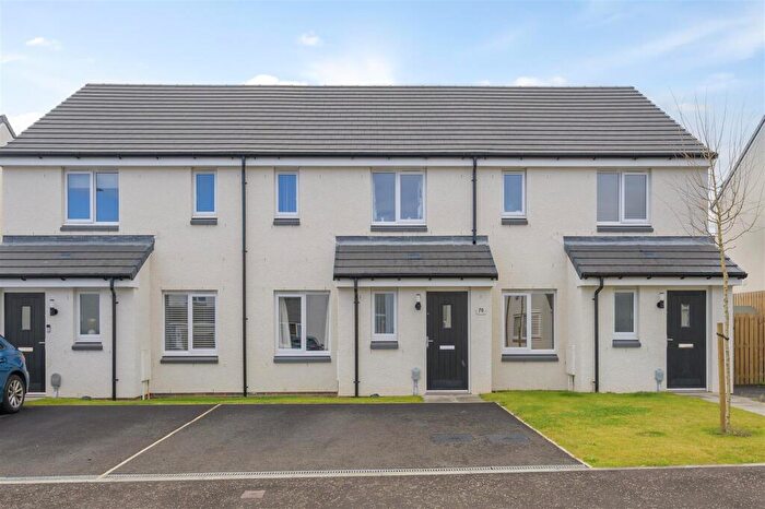 3 Bedroom Terraced House For Sale In Hawk Street, Dunfermline, KY11