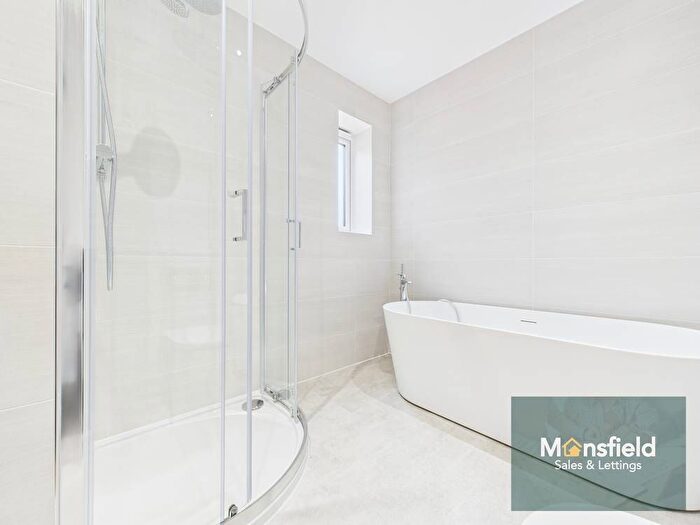 4 Bedroom Detached House For Sale In Sorchestun Lane, Chellaston, Derbyshire, DE73
