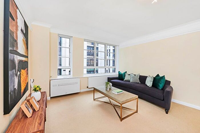 2 Bedroom Flat For Sale In Clarges Street, Mayfair, London, W1J
