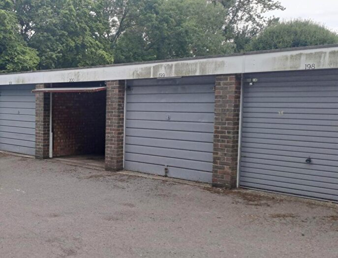 Garage / Parking For Sale In Fair Acres, Bromley, BR2