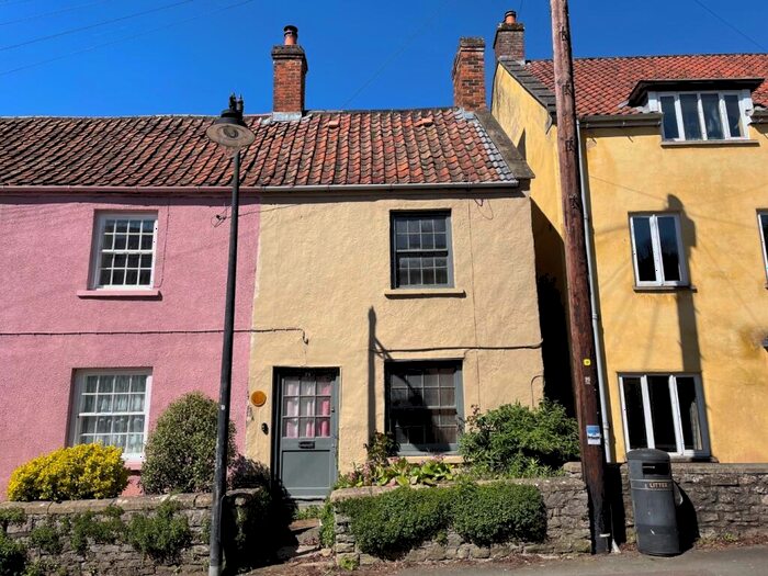 2 Bedroom Terraced House To Rent In St. Thomas Street, Wells, Somerset, BA5