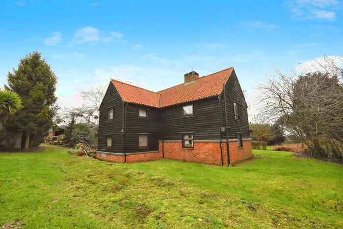 5 Bedroom Barn Conversion For Sale In Braxted Park Road, Tiptree, Colchester, CO5