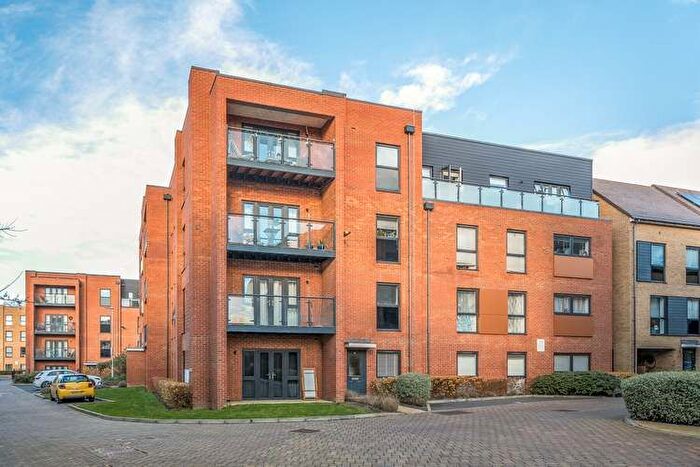 1 Bedroom Flat For Sale In Poplin House, Wallington, Surrey, SM6