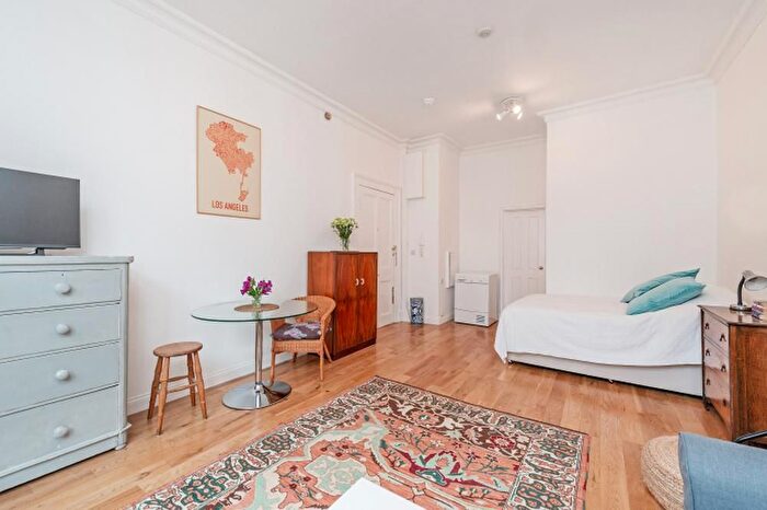 Studio To Rent In Longridge Road, London, SW5