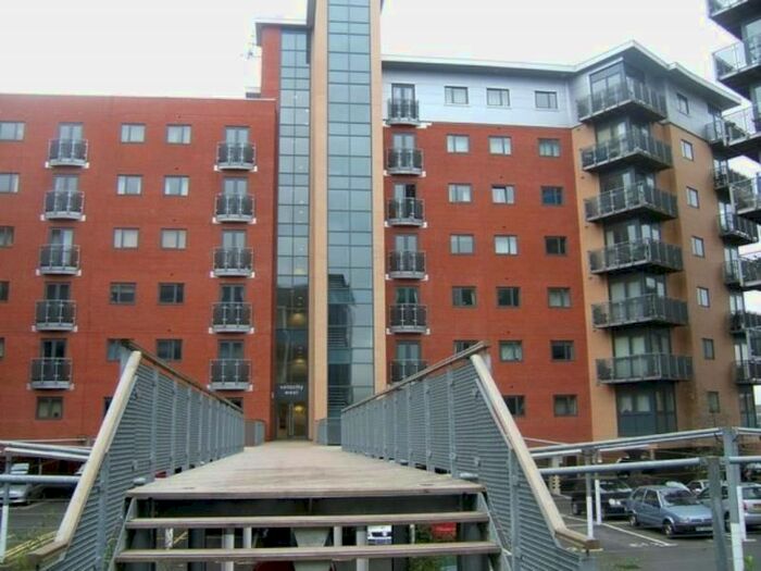 2 Bedroom Flat To Rent In Velocity West, City Walk LS11