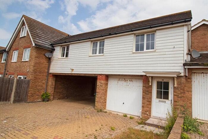 2 Bedroom House For Sale In Round House Crescent, BN10