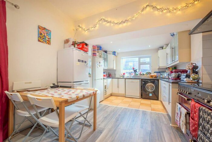 4 Bedroom Terraced House To Rent In Rothbury Terrace, Heaton, Newcastle Upon Tyne, NE6