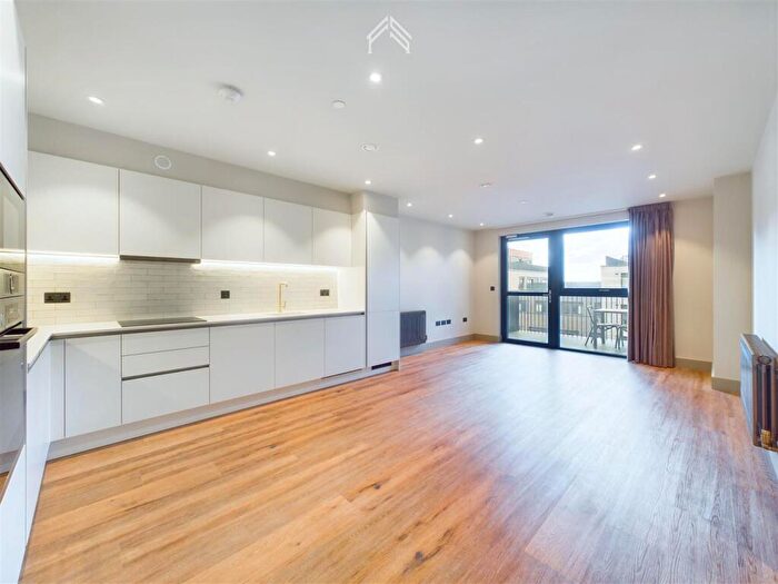 1 Bedroom Apartment To Rent In The Sessile, London, N17