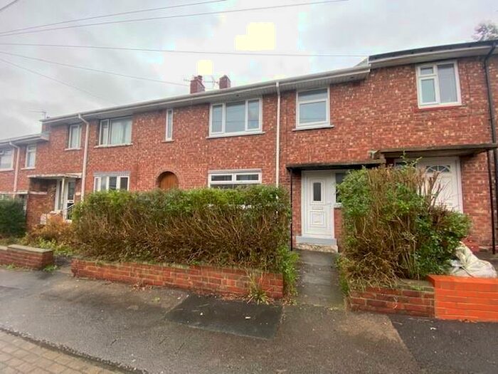3 Bedroom Terraced House To Rent In Wakenshaw Road, Gilesgate, Durham City, DH1
