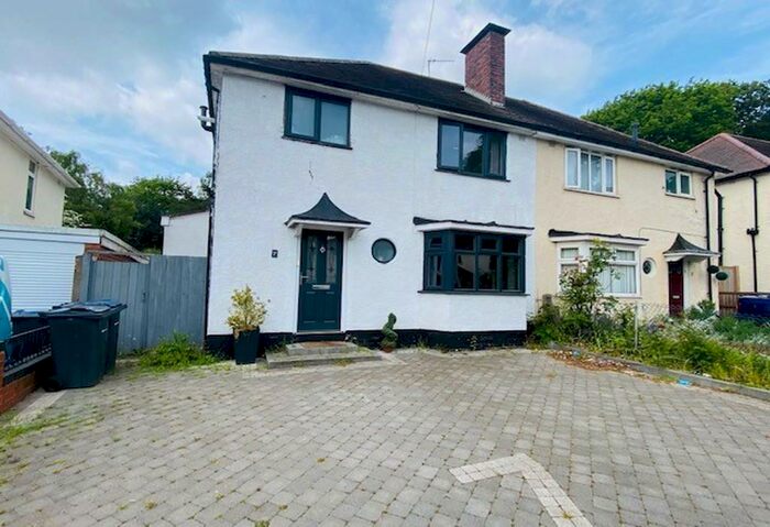 3 Bedroom Semi-Detached House To Rent In Warden Road, Sutton Coldfield, West Midlands, B73