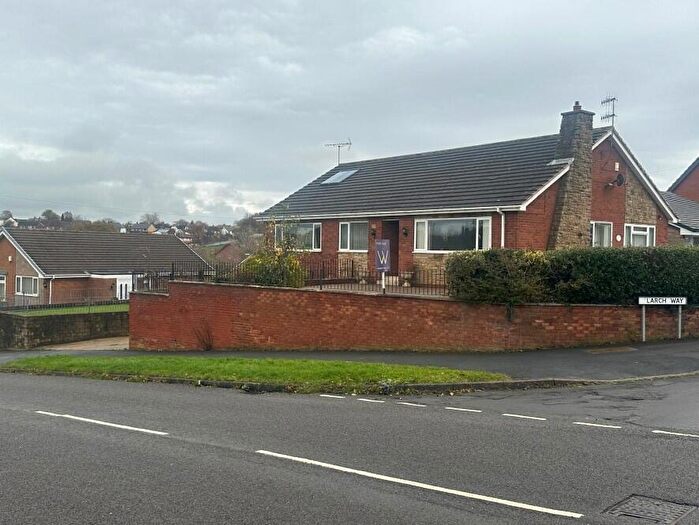3 Bedroom Detached Bungalow For Sale In Larch Way, Chesterfield, Derbyshire, S40