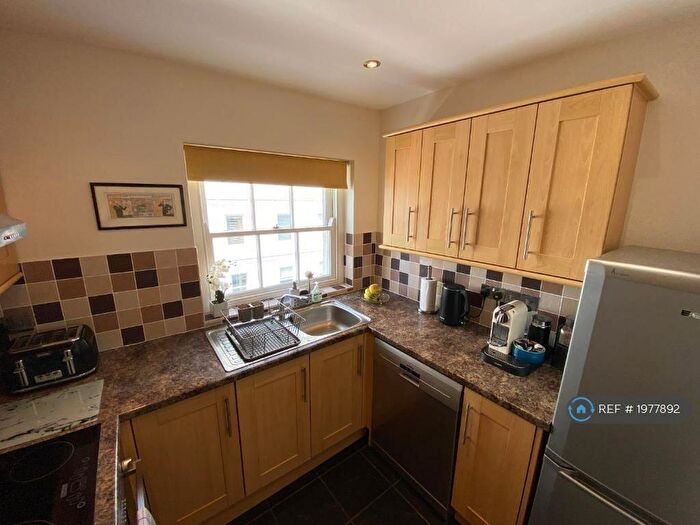 1 Bedroom Penthouse To Rent In Marine Parade, Worthing, BN11