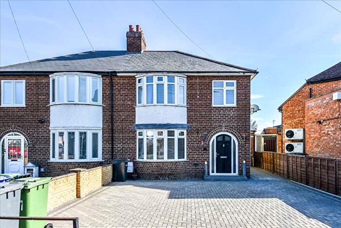 3 Bedroom Semi-Detached House To Rent In Senwick Road, Wellingborough, NN8