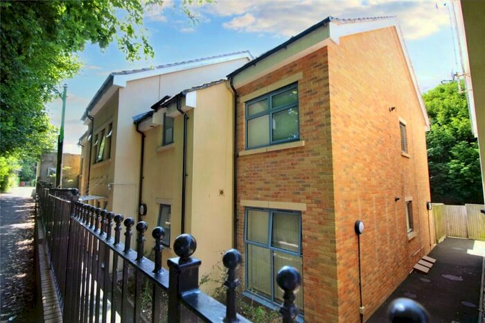 2 Bedroom Flat To Rent In Annabel Court, Dene Road, Andover, SP10