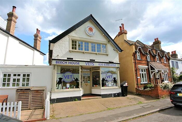 1 Bedroom Flat To Rent In Thames Ditton, KT7