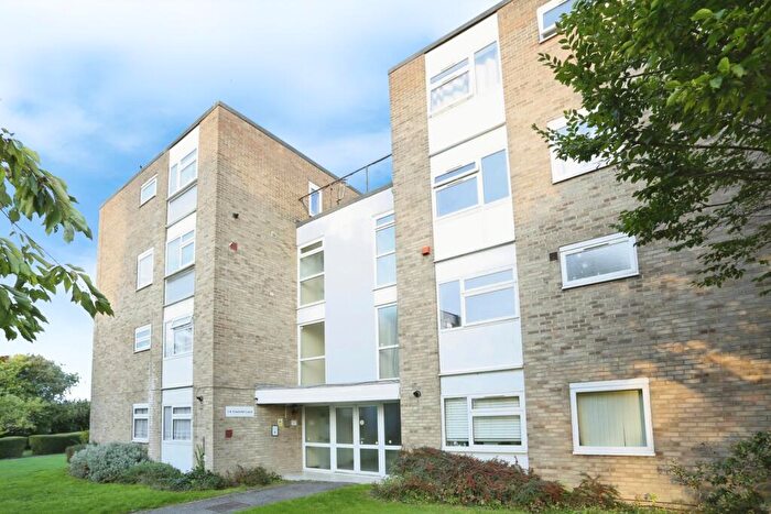 3 Bedroom Flat For Sale In Wickham Street, Welling, DA16