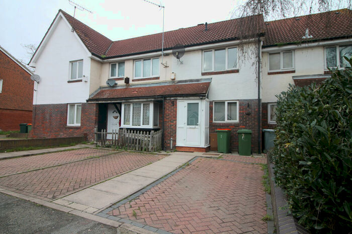 2 Bedroom Terraced House To Rent In London, E16