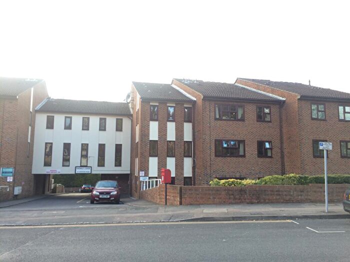 1 Bedroom Flat To Rent In Croydon Road, CR3