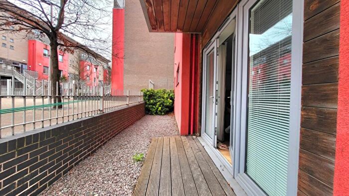 2 Bedroom Flat For Sale In Cubitt Way, Peterborough, PE2