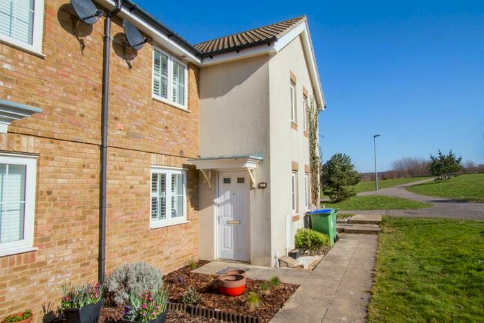 2 Bedroom Terraced House To Rent In Sarnia Close, Peacehaven, BN10