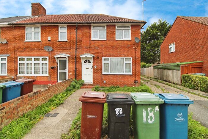 1 Bedroom Maisonette To Rent In Paulhan Road, Kenton, Harrow, HA3