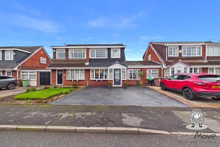 3 Bedroom Semi-Detached House For Sale In Sherman Drive, Rainhill, Prescot, Merseyside, L35