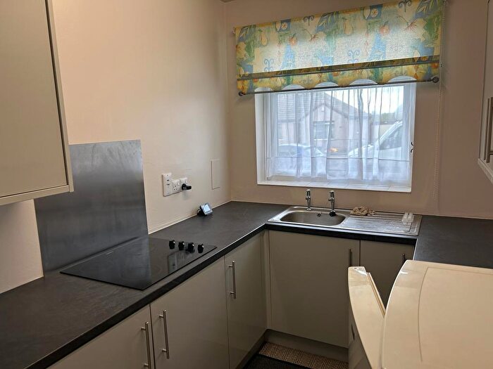 2 Bedroom Flat To Rent In Levens Drive, Heysham, LA3