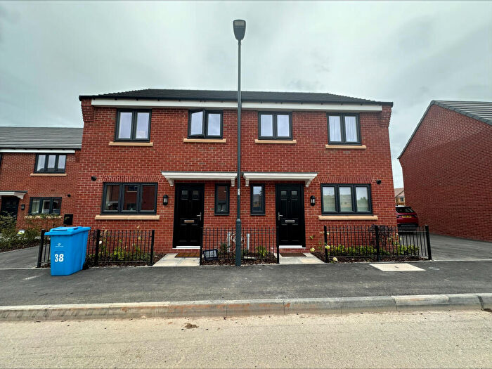 3 Bedroom Semi-Detached House To Rent In Regan Road, Marble Square, DE24