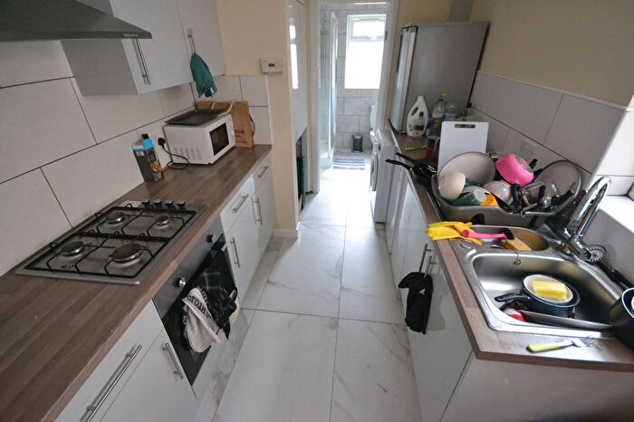 5 Bedroom Property To Rent In Hatherley Road, Reading, RG1