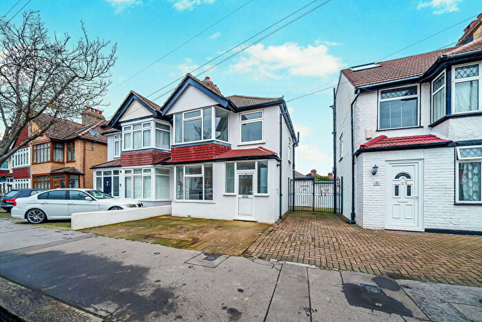 4 Bedroom End Of Terrace House To Rent In Northway Road, CR0