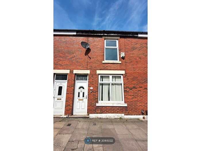 3 Bedroom Terraced House To Rent In Bonsall Street, Blackburn, BB2