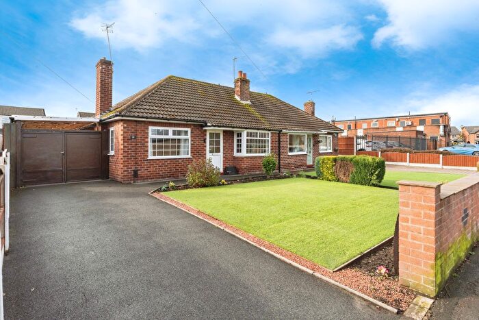 2 Bedroom Bungalow For Sale In Gig Lane, Warrington, Cheshire, WA1
