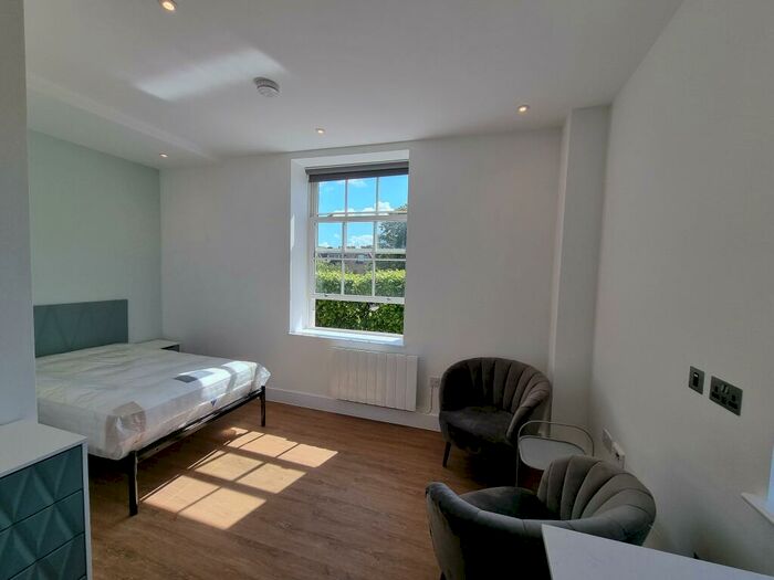 Studio To Rent In Chapter House, Howes Place, Cambridge, CB3