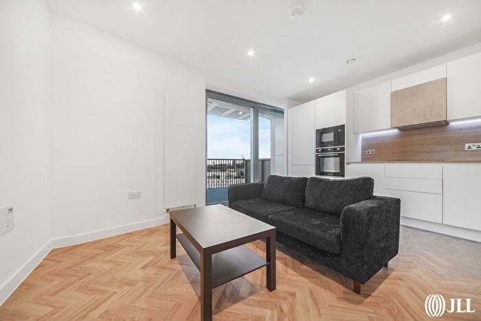 Studio To Rent In Makers Yard, London, E3