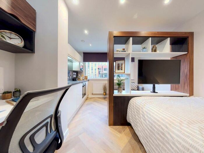 Studio To Rent In Wade Lane, Arena Quarter, Leeds, West Yorkshire, LS2