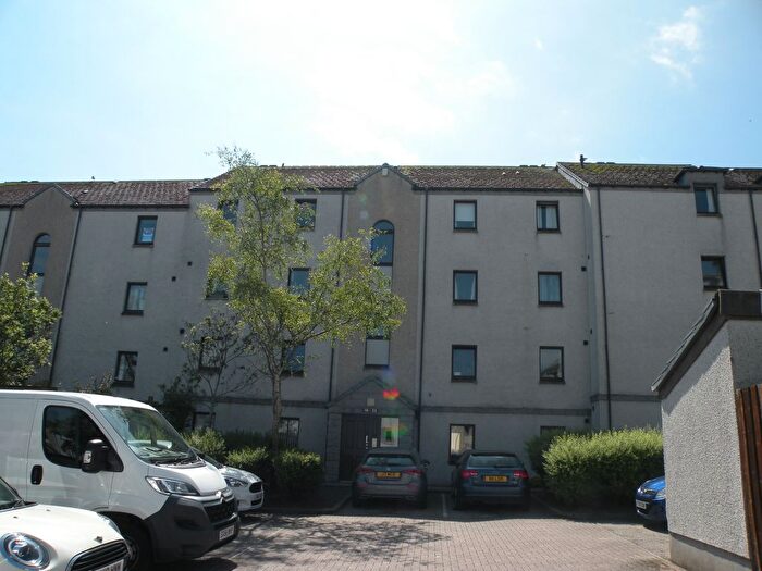 2 Bedroom Flat To Rent In Ardarroch Close, Aberdeen, AB24