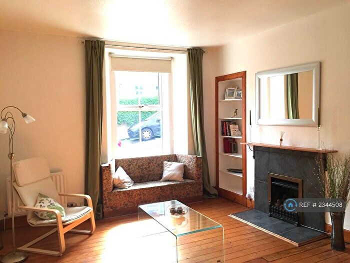 2 Bedroom Flat To Rent In Newhaven Road, Edinburgh, EH6