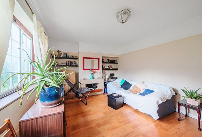 2 Bedroom Terraced House For Sale In Scudamore Lane, London, NW9