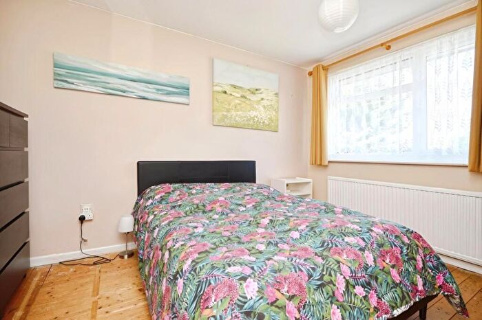3 Bedroom Terraced House For Sale In Whitchurch Lane, Whitchurch, Bristol, BS14