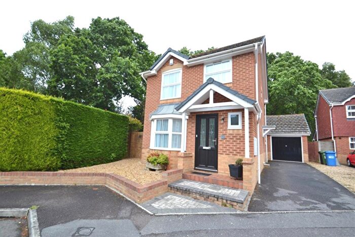 3 Bedroom Detached House To Rent In Broadstone, BH17