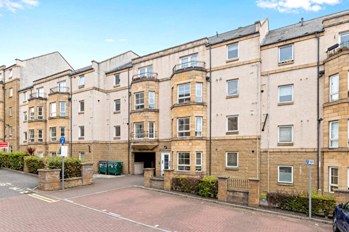 2 Bedroom Flat For Sale In Flat Dicksonfield, Edinburgh, EH7