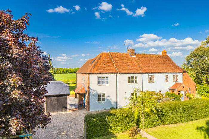 4 Bedroom Semi-Detached House To Rent In Westerly Cottage, Westridge Green, RG8