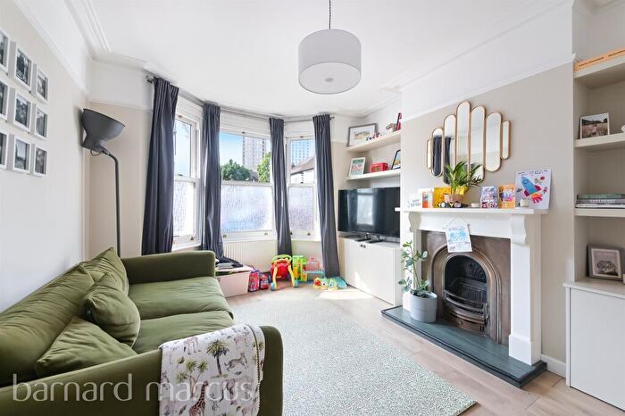 3 Bedroom Terraced House For Sale In Cedar Road, Croydon, CR0