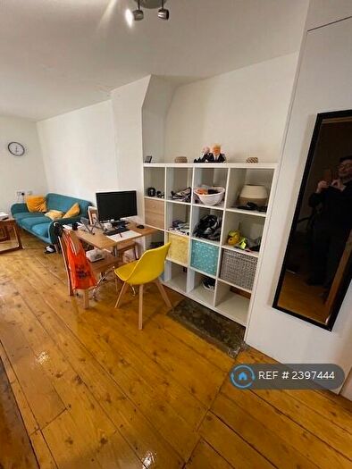 1 Bedroom Flat To Rent In Gloucester Drive, London, N4