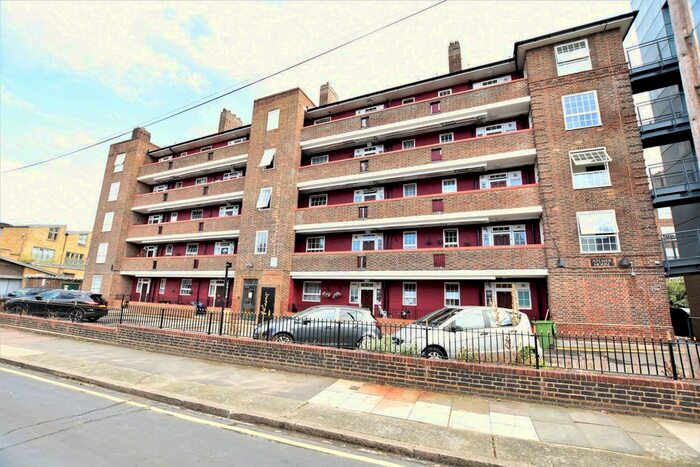 1 Bedroom Flat To Rent In Aylmer House, Eastney Street, Greenwich, SE10