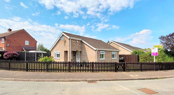 2 Bedroom Detached Bungalow For Sale In Walnut Close, Foulden, IP26